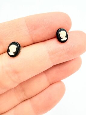 Vintage Black & White Cameo Stud Earrings Mini Lady Portrait Posts